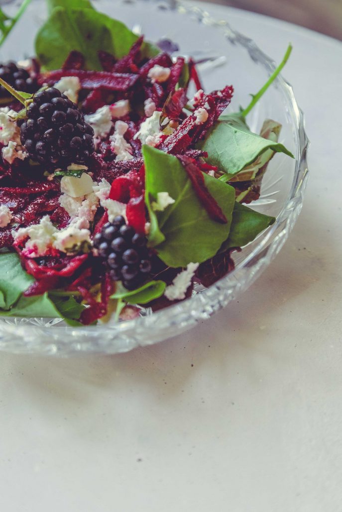 salade betteraves, feta, mûres